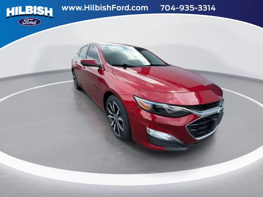 Used 2025 Red Chevrolet RS image 2