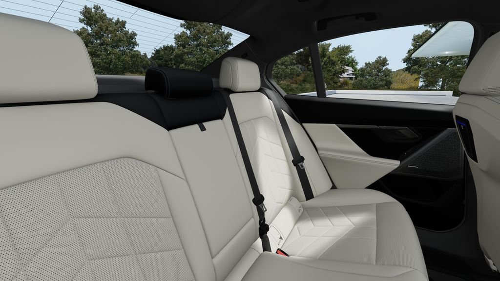New 2027 Dark Graphite Metallic BMW 530i image 12