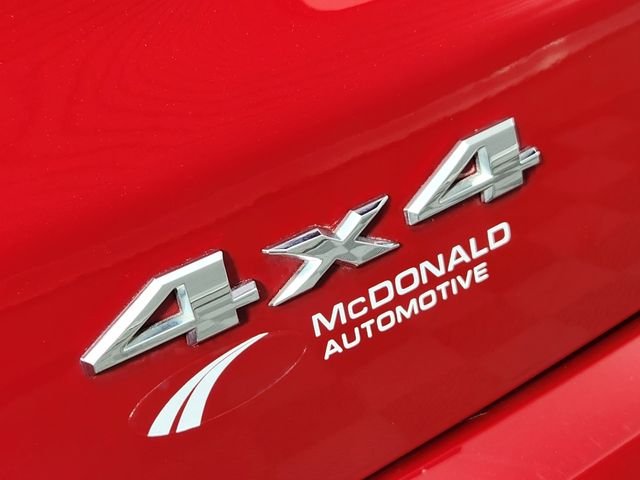 Used 2017 Red Jeep Latitude image 11
