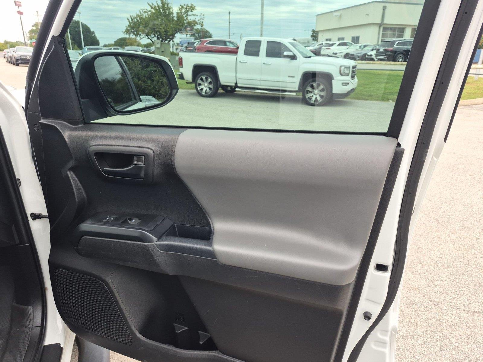Used 2023 Ice Cap Toyota SR image 32