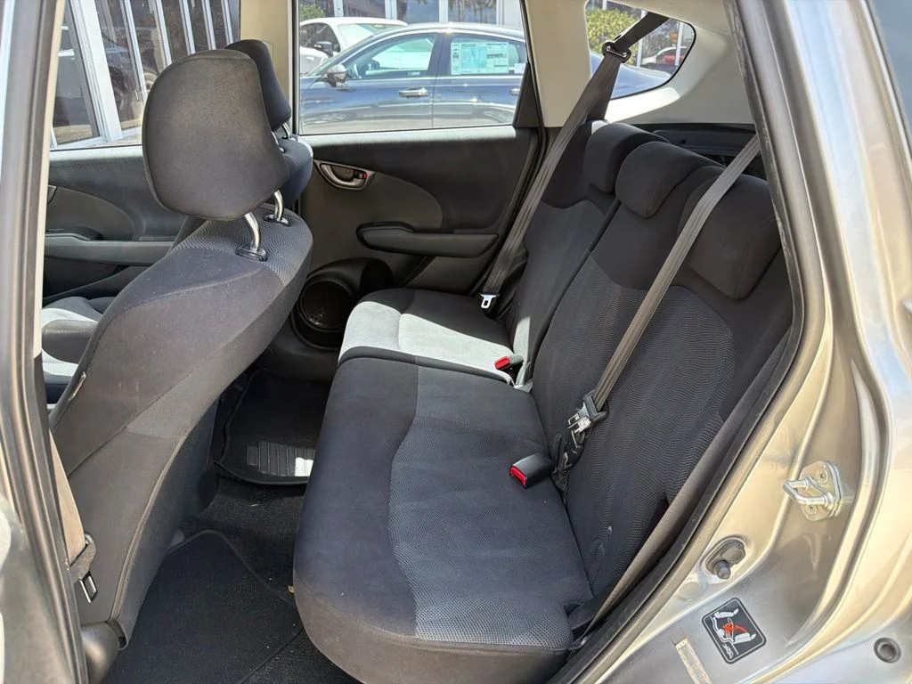 Used 2010 Storm Silver Metallic Honda Sport image 3