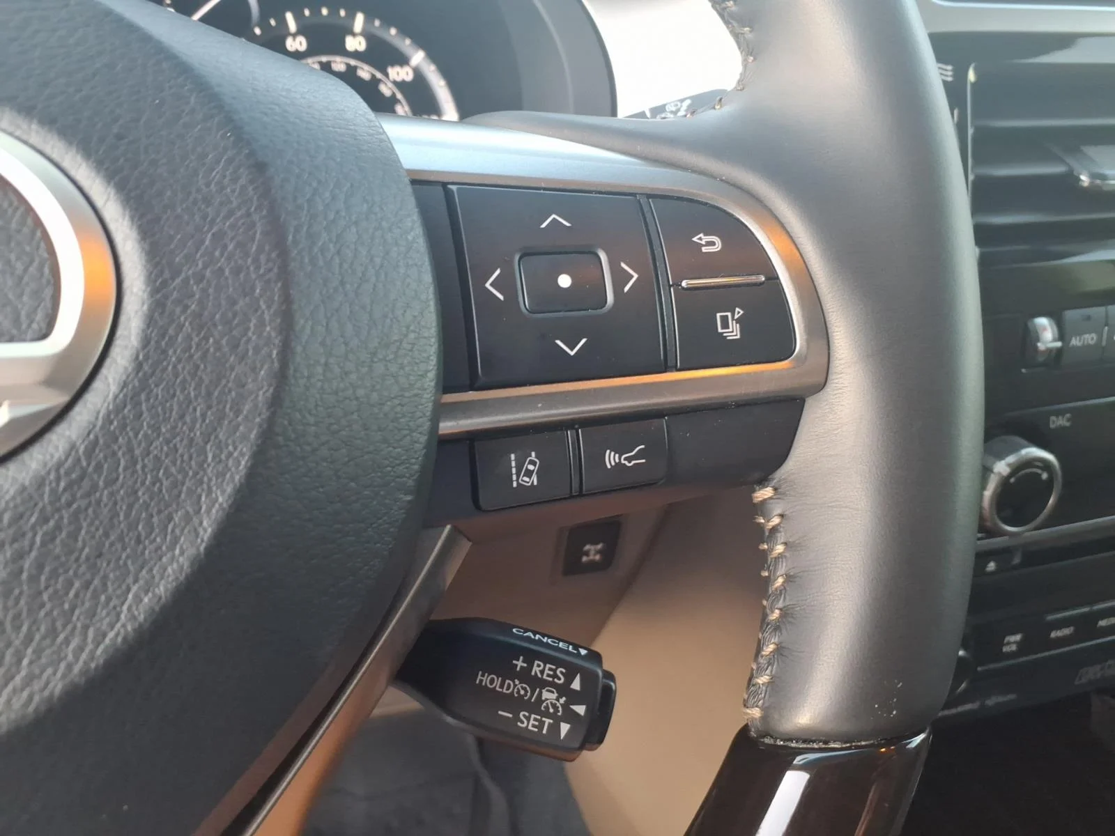 Certified Used 2023 Atomic Silver Lexus Base image 27