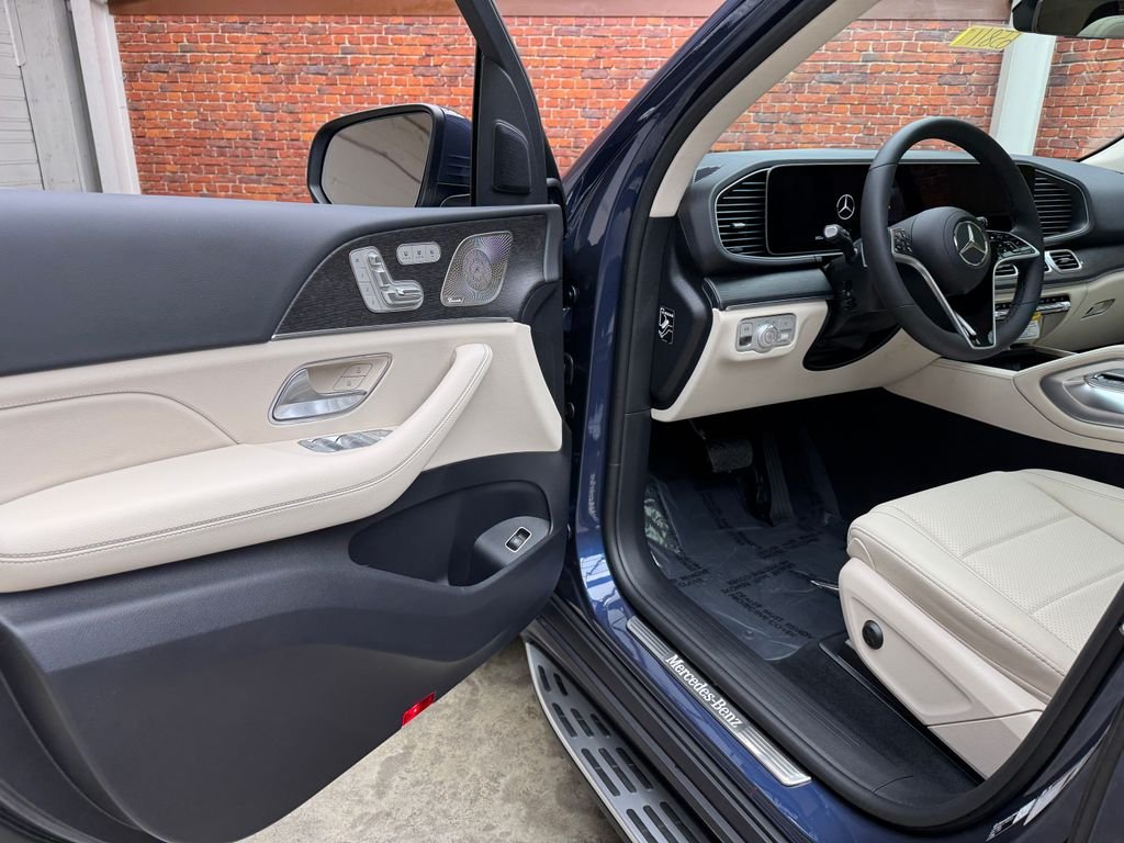 New 2026 Blue Mercedes-Benz GLE 450 image 10