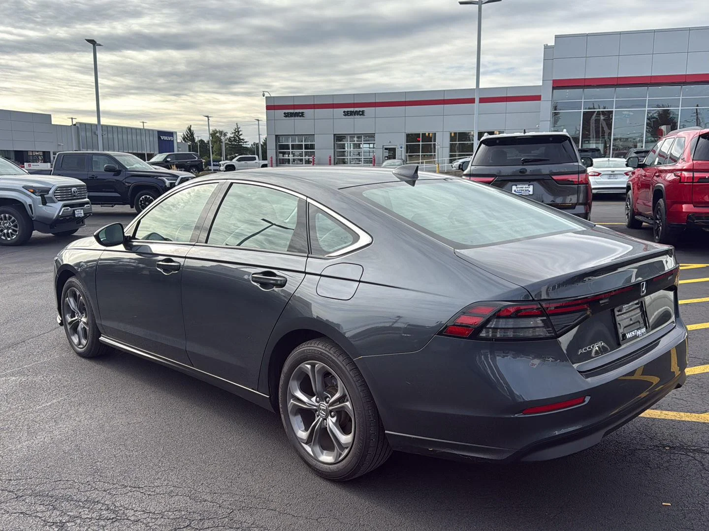 Used 2024 Meteorite Gray Metallic Honda EX image 5