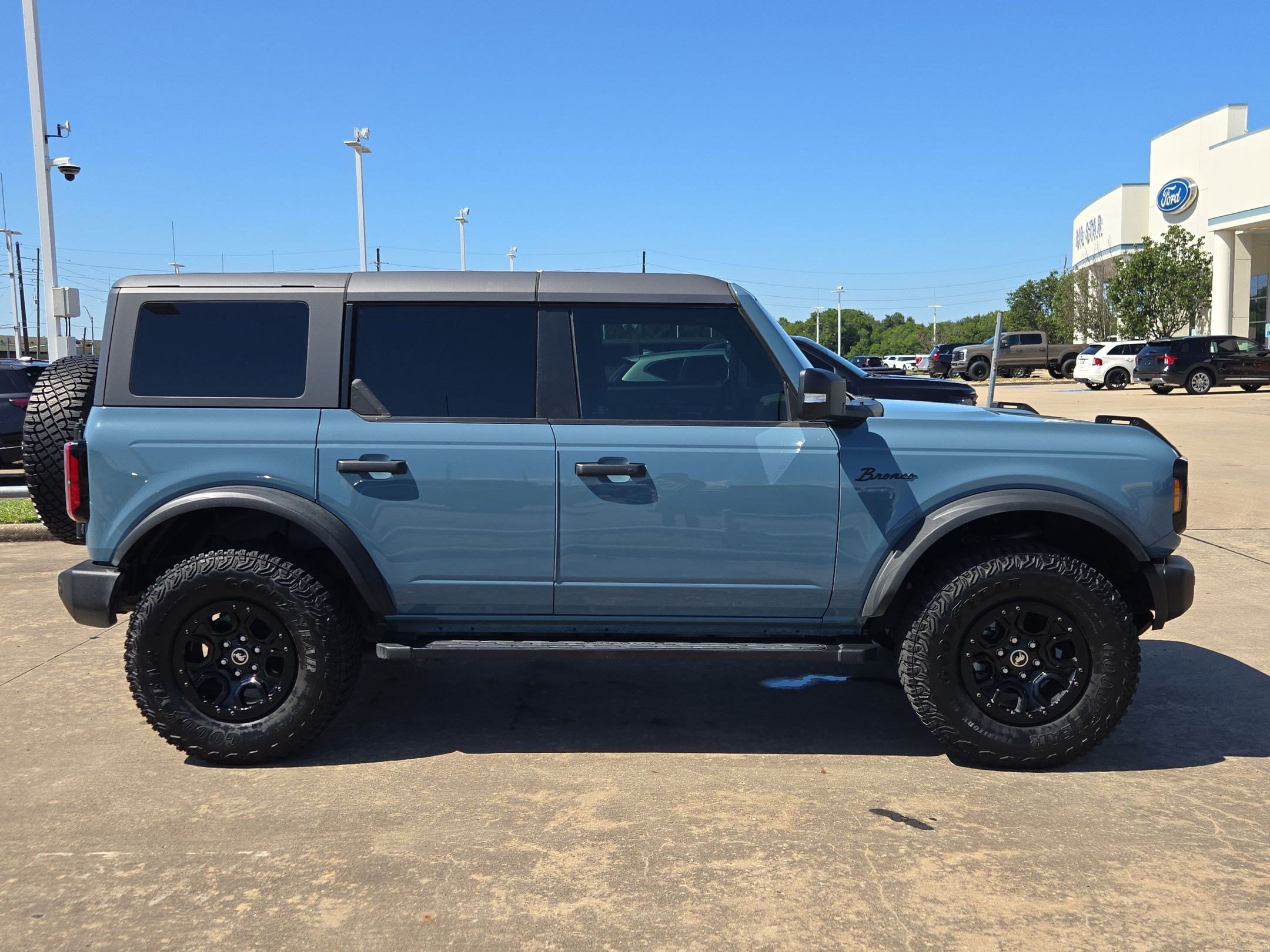 Used 2023 Area 51 Ford Wildtrak image 2