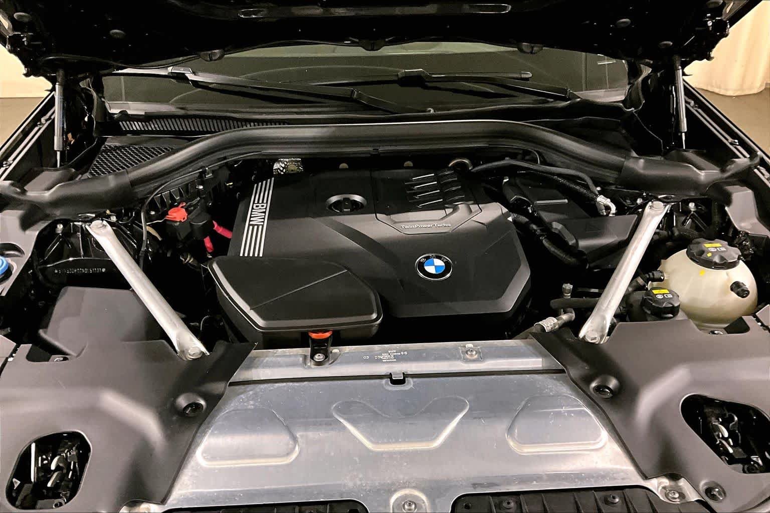 Used 2022 Dark Graphite Metallic BMW xDrive30i image 29