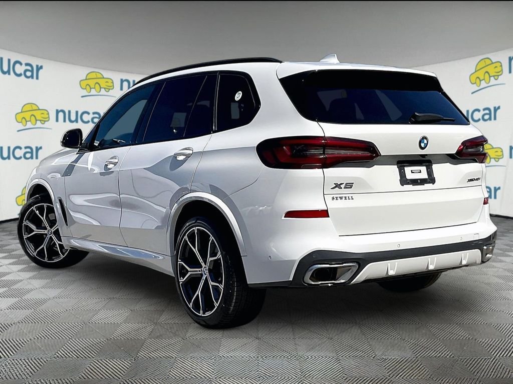 Used 2023 White BMW xDrive40i image 4