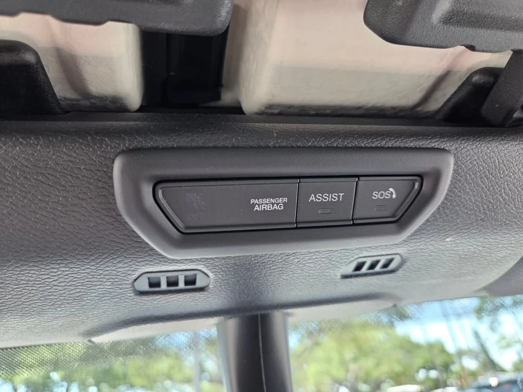 Used 2022 Gray Jeep Rubicon image 29