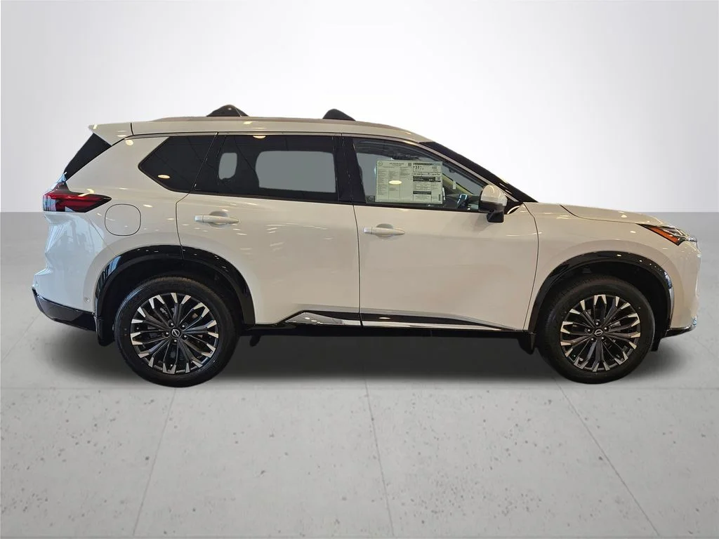 New 2026 Everest White Pearl TriCoat Nissan Platinum image 6