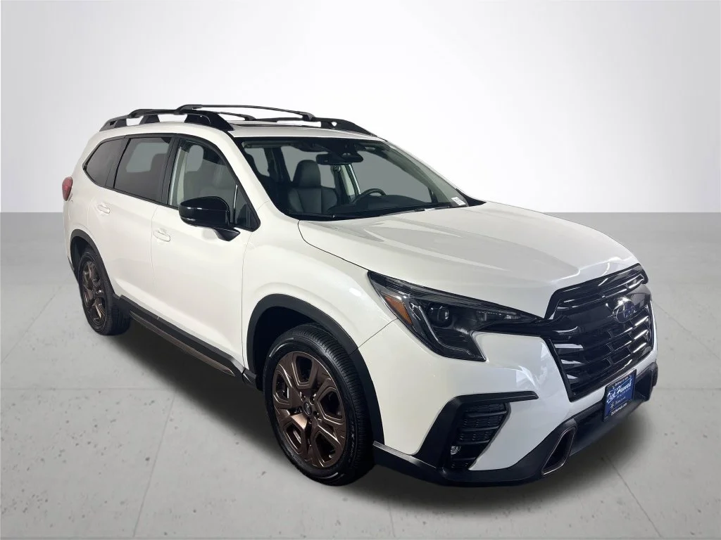 New 2026 CRYSTAL WHITE PEARL Subaru Limited Bronze Edition 7-Passenger image 4