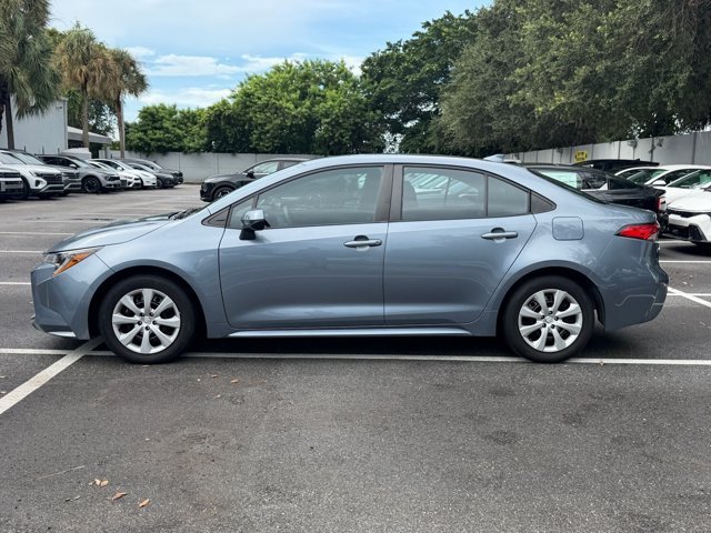 Used 2024  Toyota LE image 4