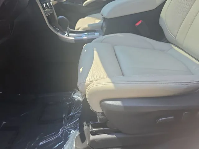 Used 2022 White Subaru Limited image 31