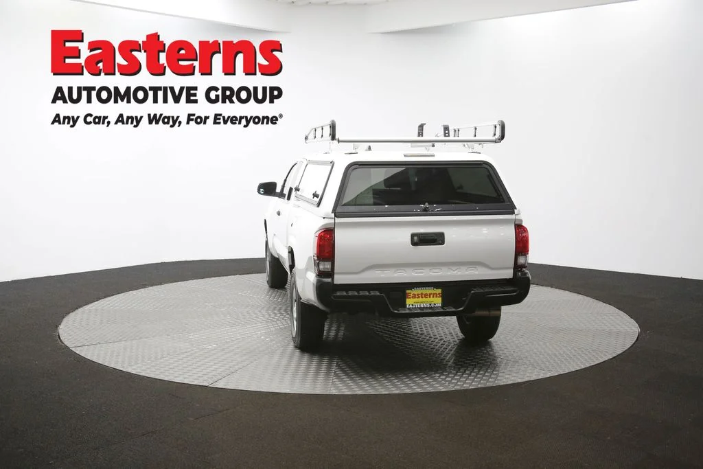 Used 2022 White Toyota SR image 35