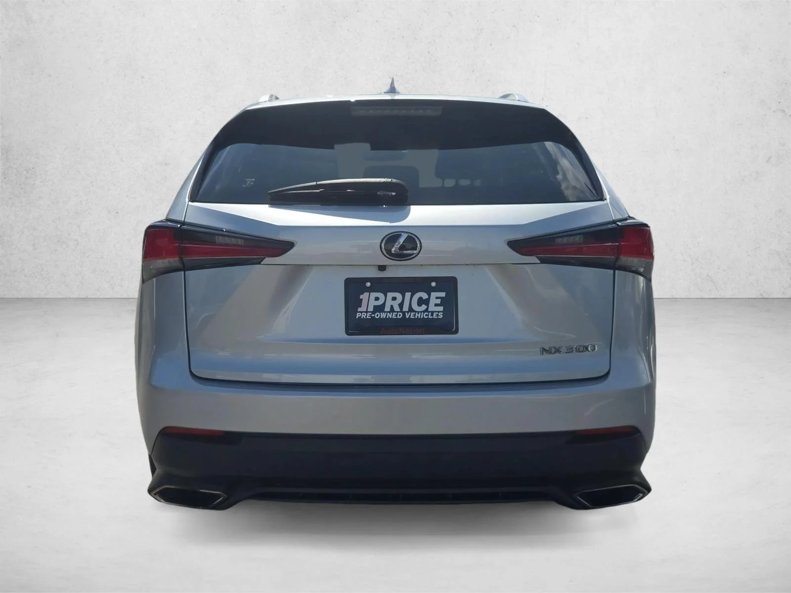 Used 2018 Silver Lining Metallic Lexus NX 300 image 6