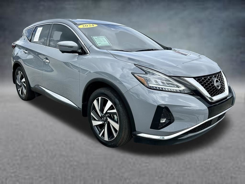 Used 2024 Gray Nissan SL image 3