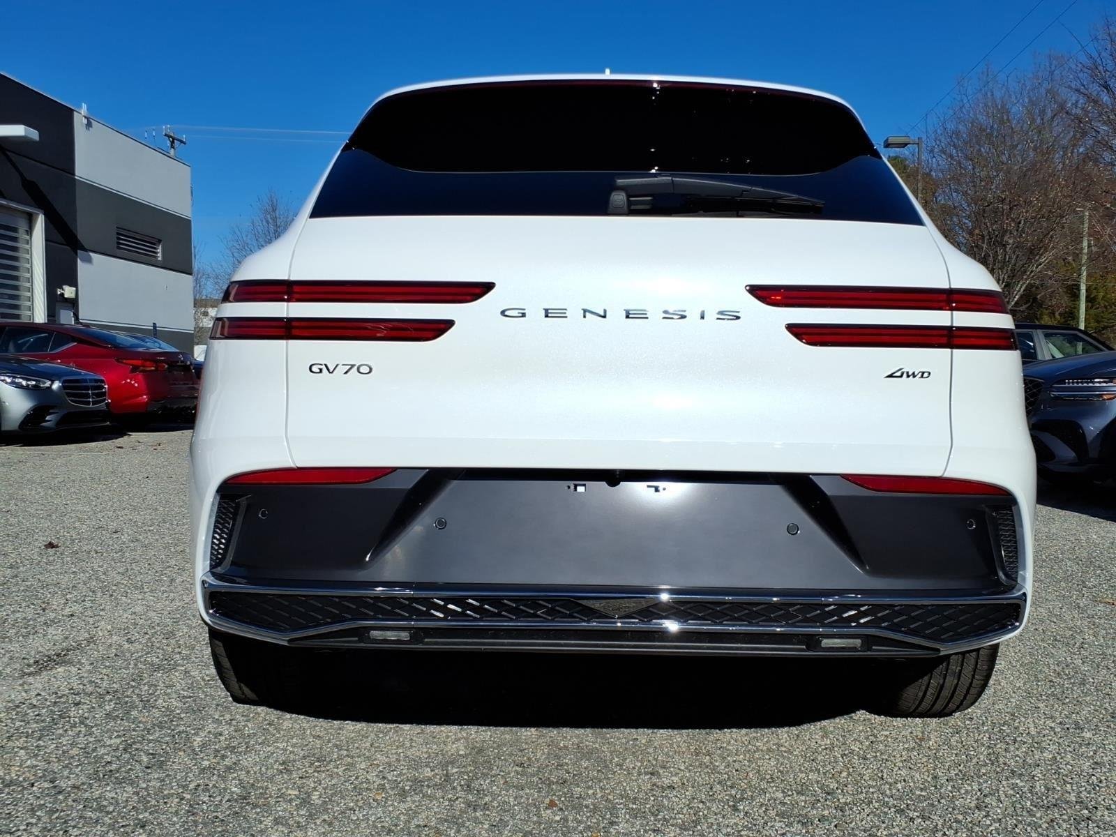 New 2026 Uyuni White Genesis 2.5T SELECT image 6