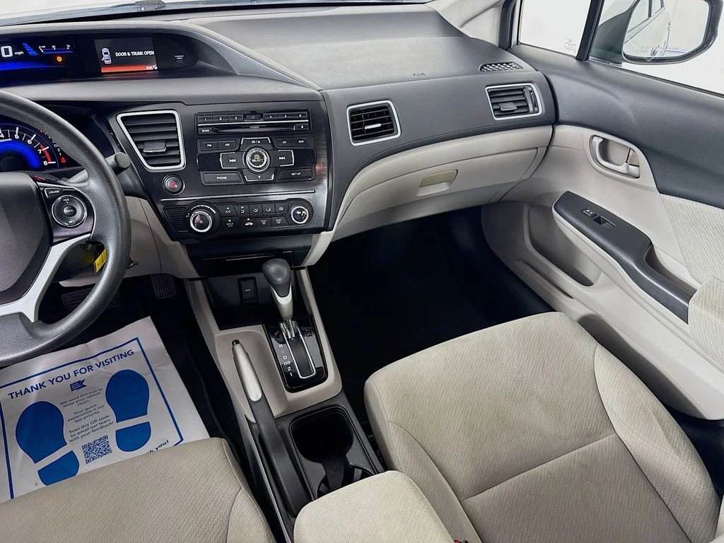 Used 2013 Silver Honda LX image 27