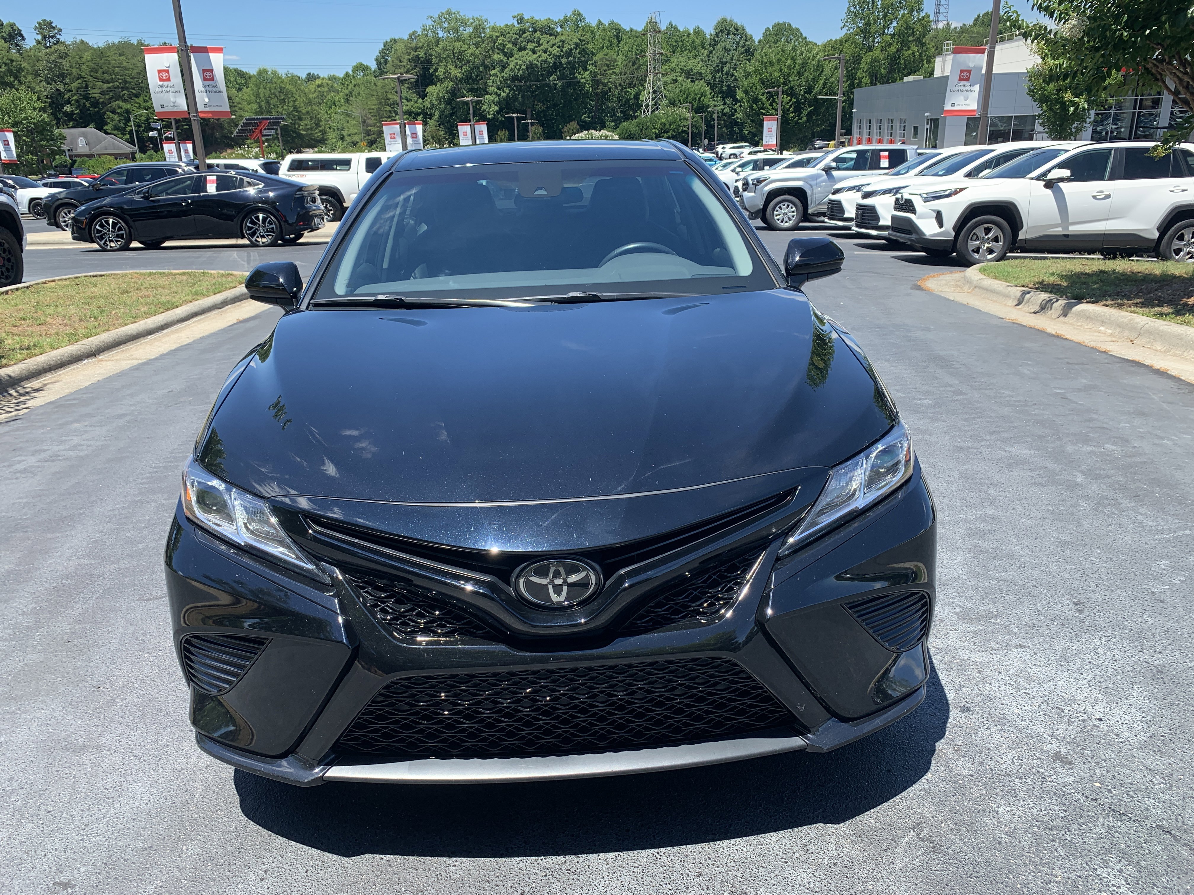 Used 2020 Midnight Black Metallic Toyota SE image 2