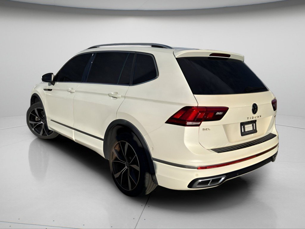 Used 2022 Oryx White Pearl Effect Volkswagen 2.0T SEL R-Line image 9