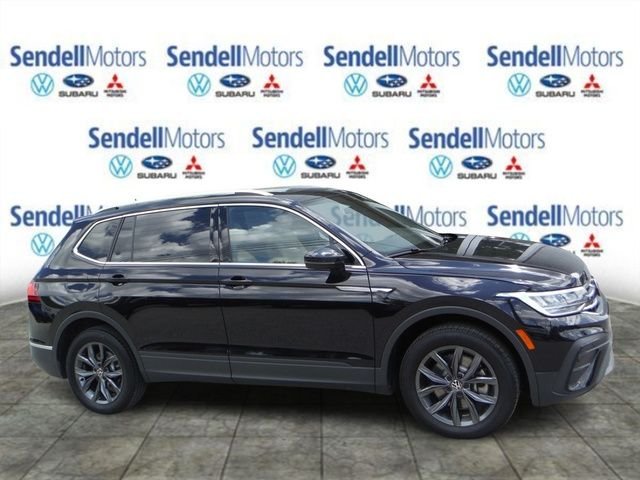 Certified Used 2023 Black Volkswagen 2.0T SE image 2