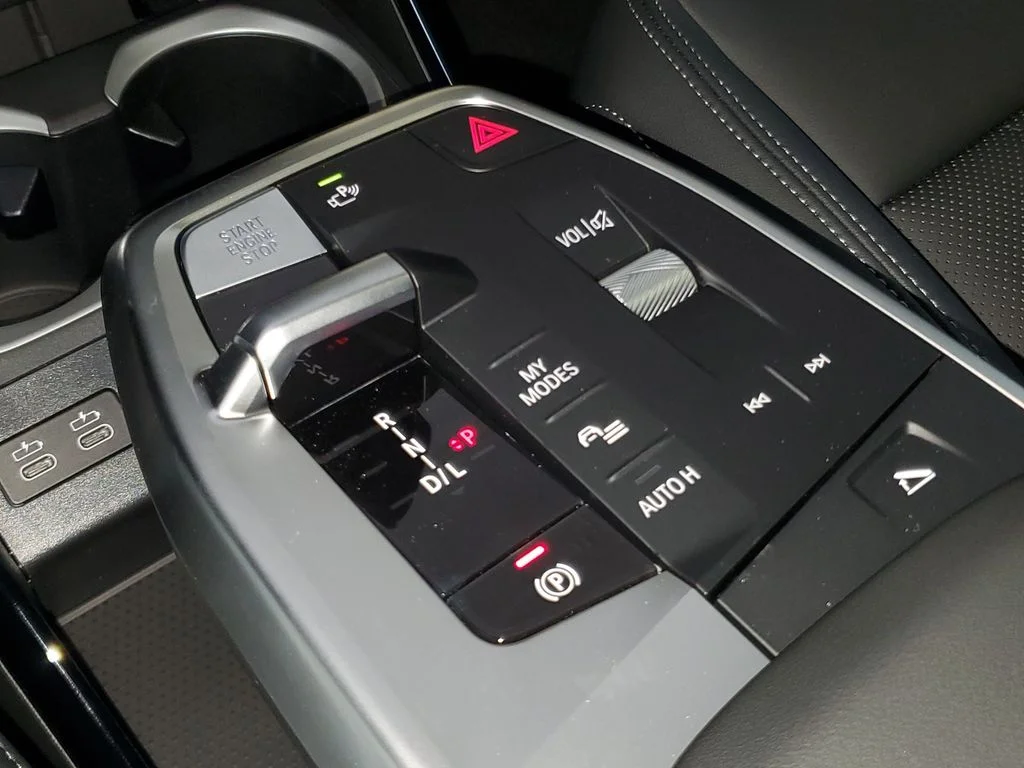 New 2026 Silver BMW xDrive28i image 24
