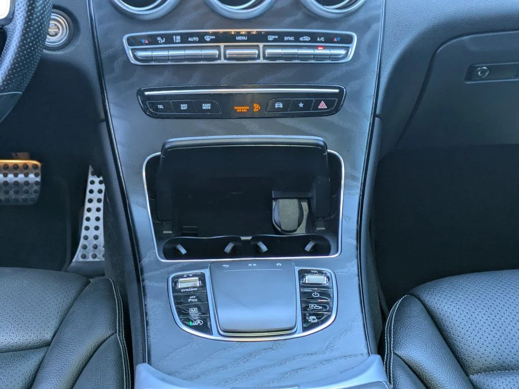 Certified Used 2022 Black Mercedes-Benz GLC 300 image 25