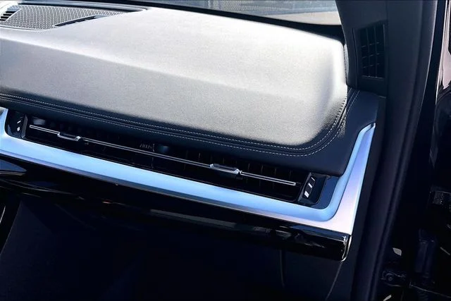 2025 BMW X1 28i - Photo 16