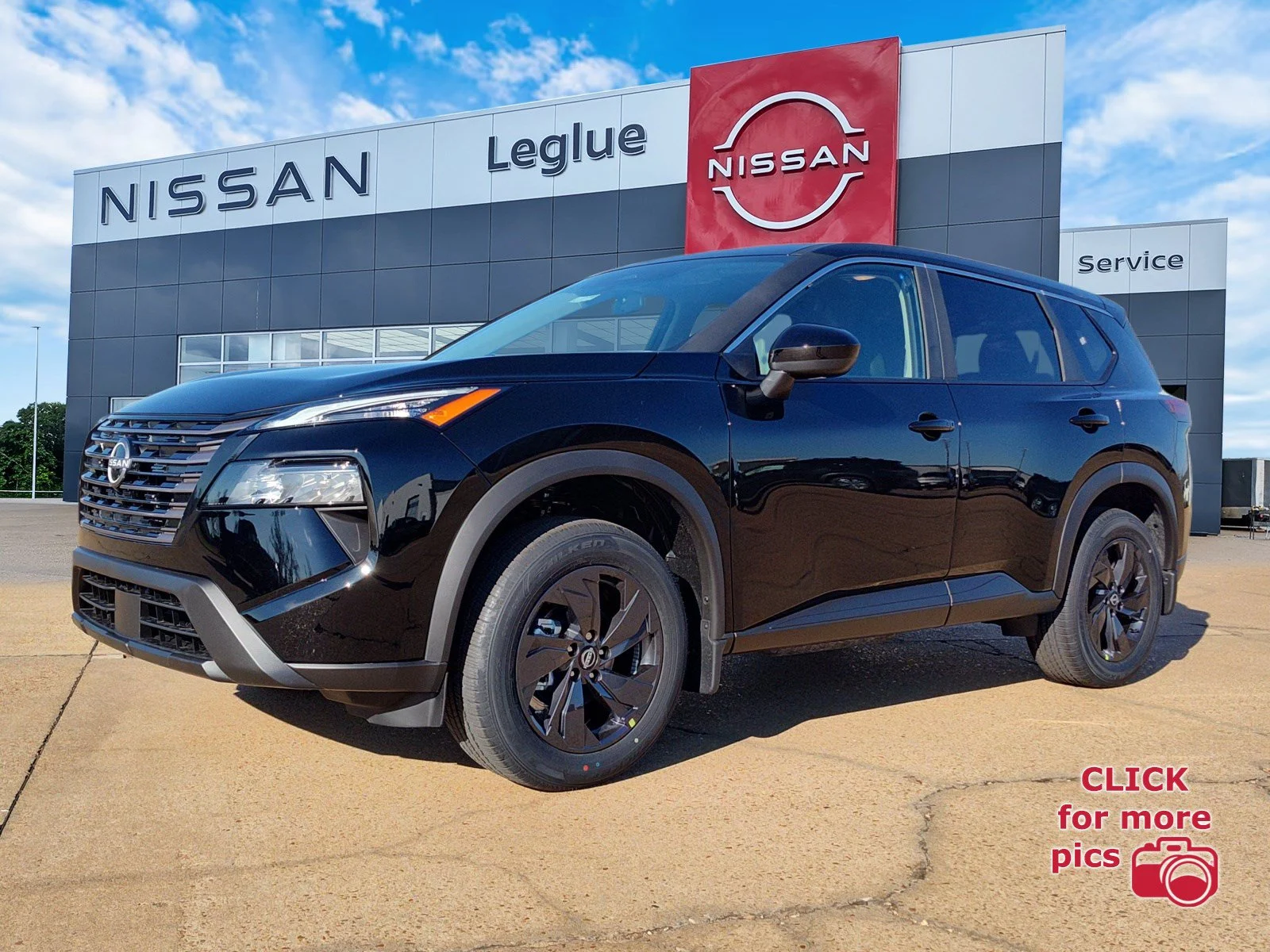 2026 Nissan Rogue SV