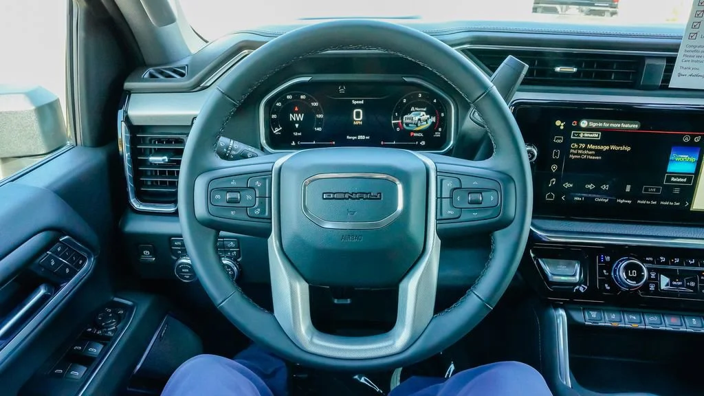 2026 GMC Sierra 2500HD Denali - Photo 20
