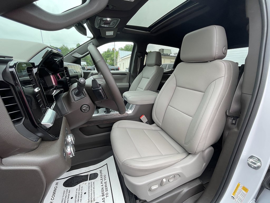 2026 GMC Sierra 1500 SLT - Photo 16