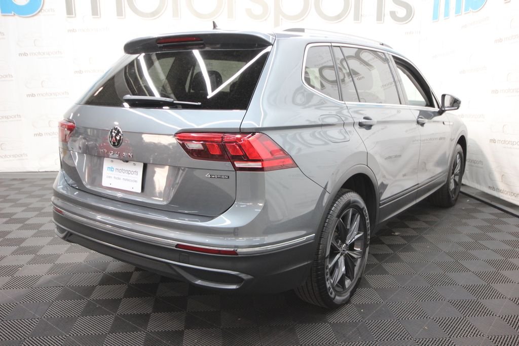 Used 2024 Gray Volkswagen 2.0T SE image 8