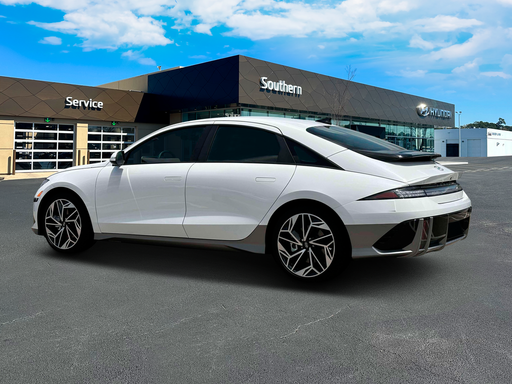 2024 Hyundai Ioniq 6 SEL photo 4