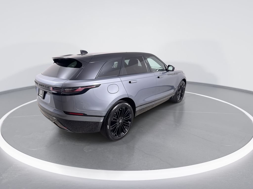 New 2026 Zadar Grey Land Rover Dynamic SE image 8
