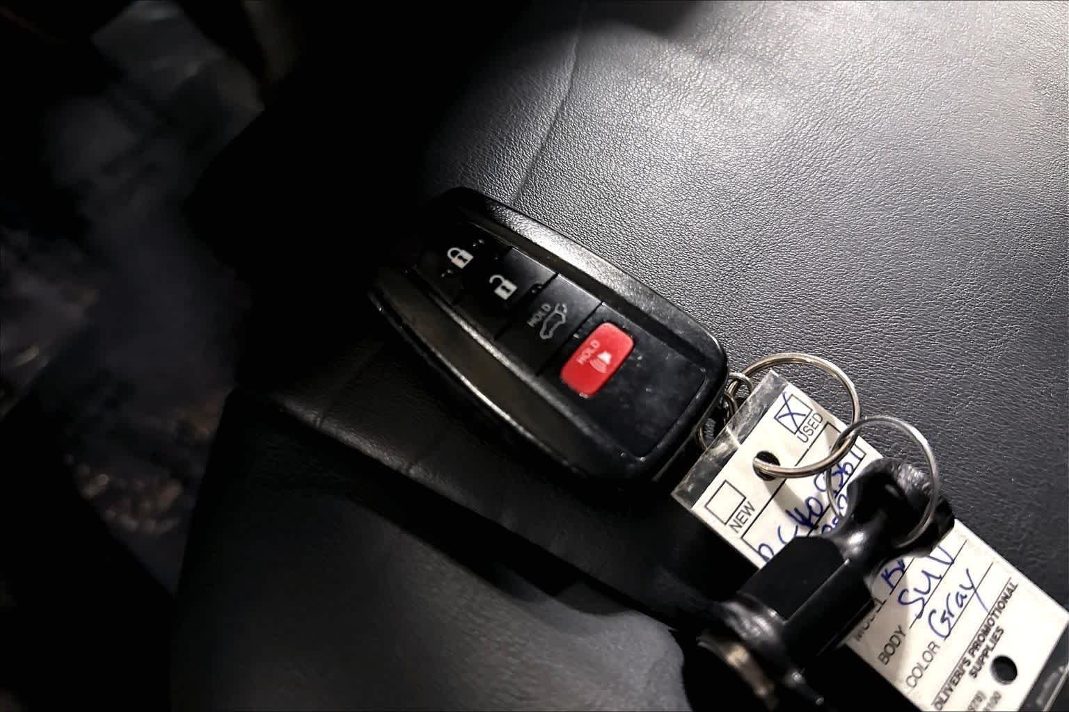 Used 2024 Magnetic Gray Metallic Toyota XLE Premium image 15