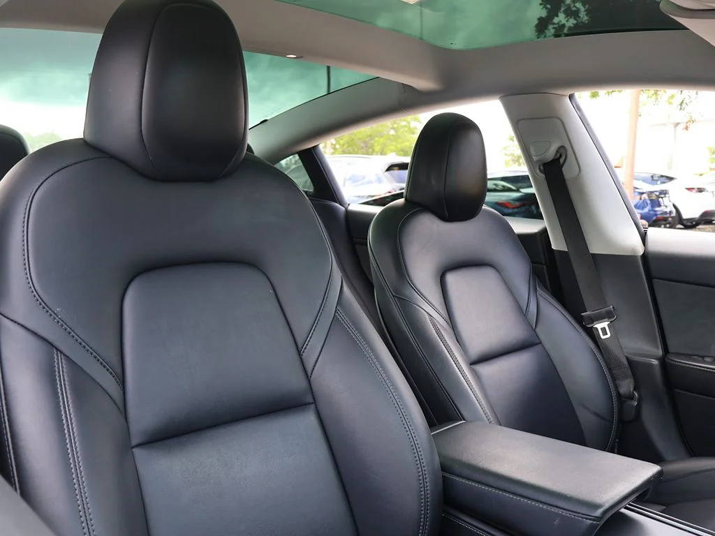 Used 2023 Blue Tesla Base image 31