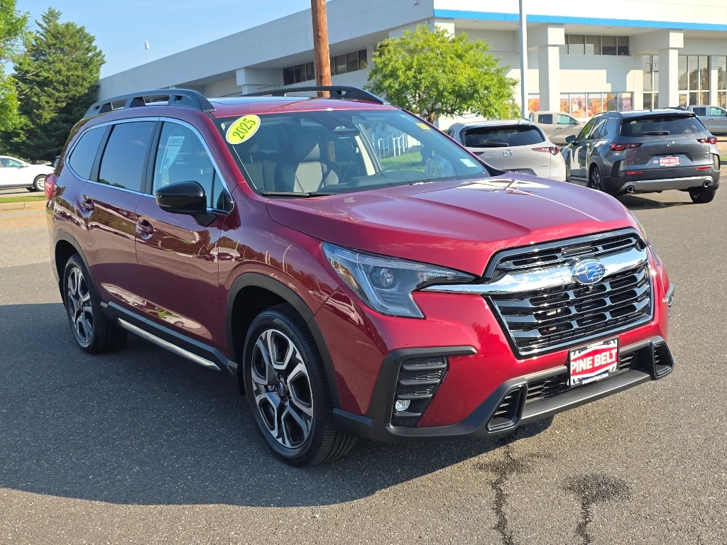 Used 2025 Crimson Red Pearl Subaru Limited image 9