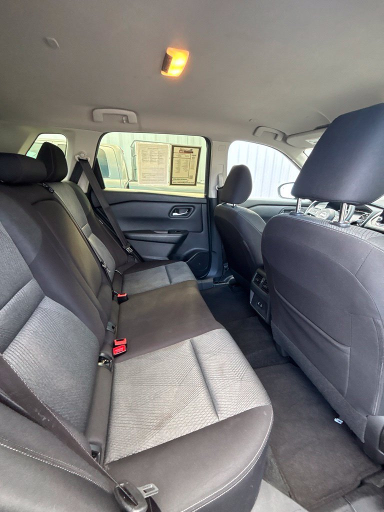 Used 2024 Gray Nissan SV image 22