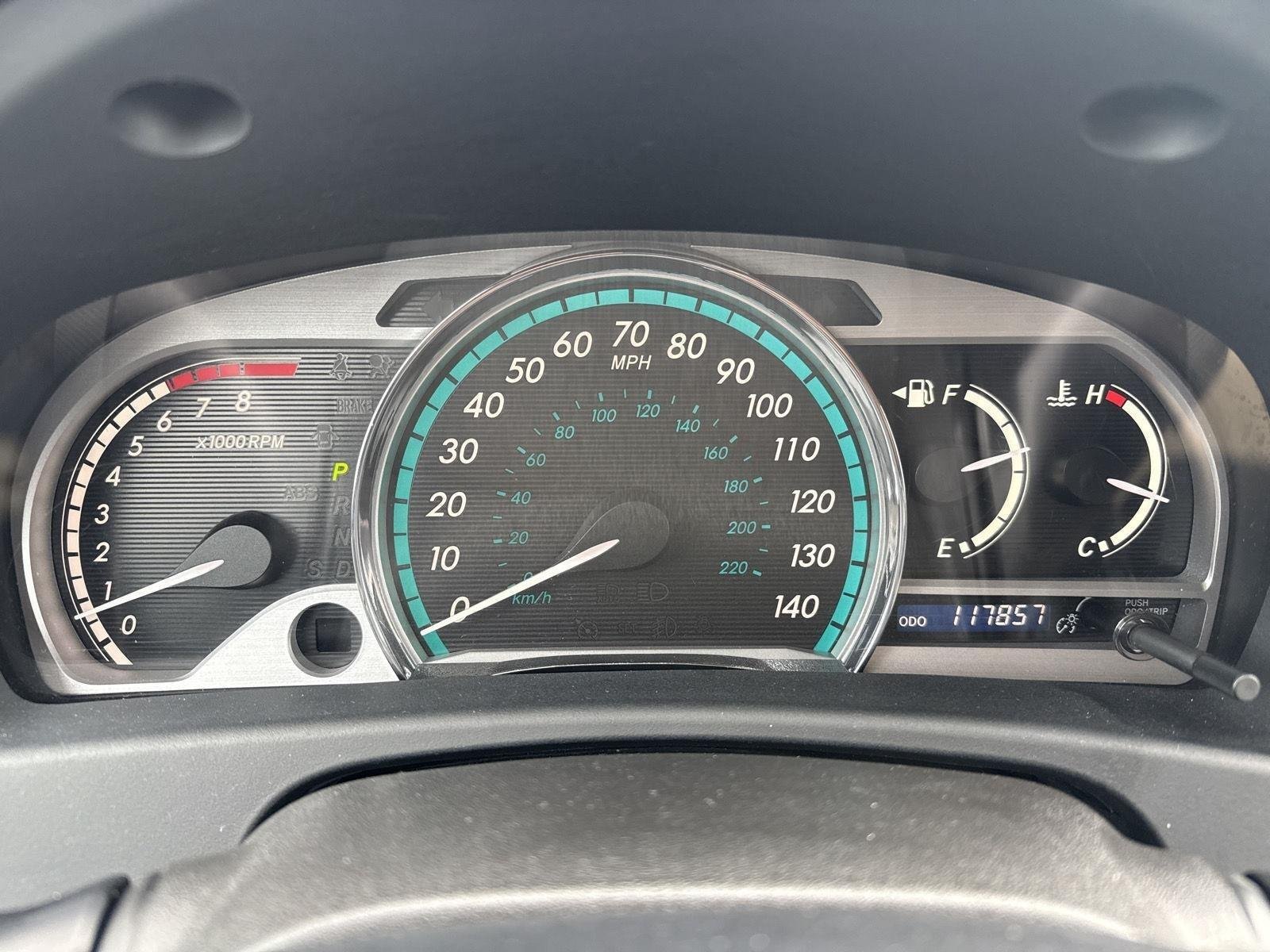 Used 2009 Black Toyota FWD V6 image 14