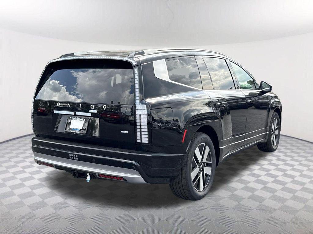 New 2026 Black Hyundai SEL image 5