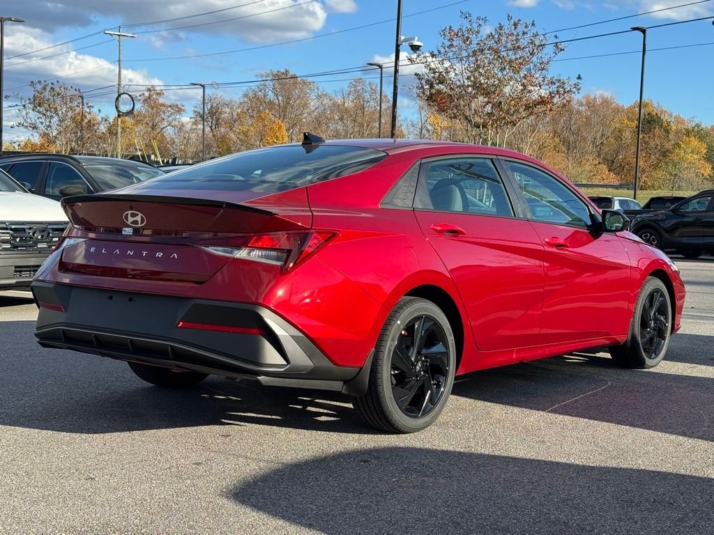 2026 Hyundai Elantra SEL Sport - Photo 11