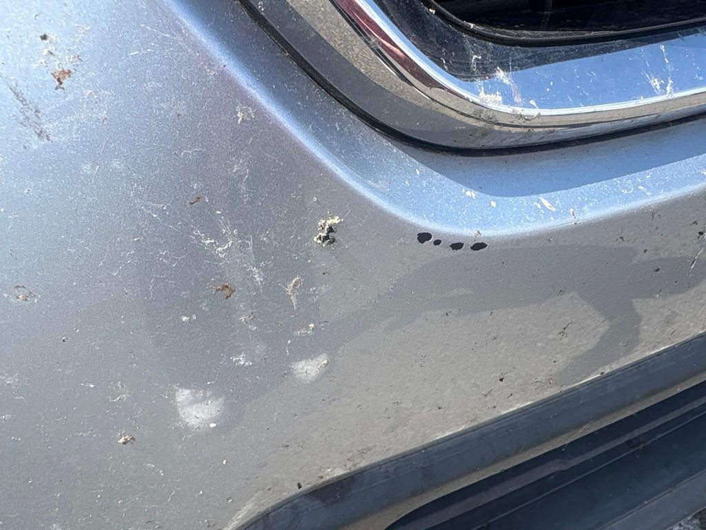 Used 2018 Silver Subaru 2.5i image 3