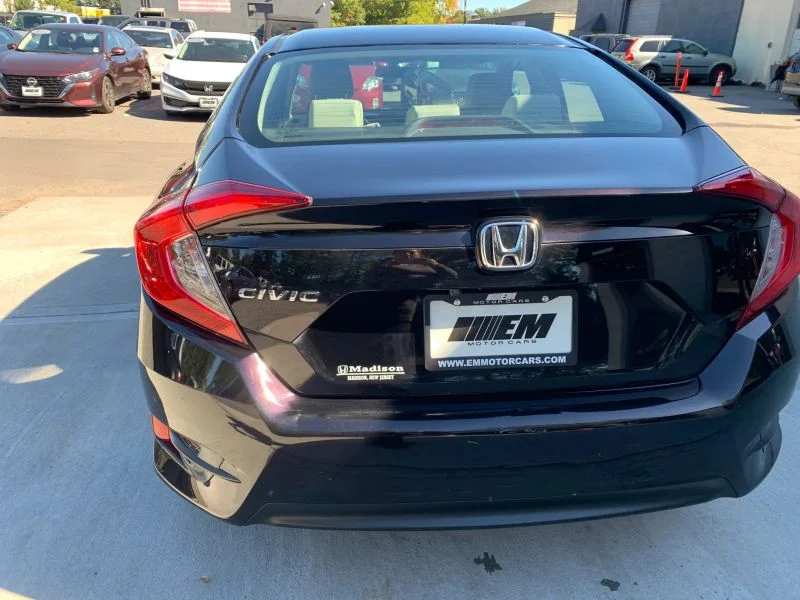 Used 2016 Black Honda LX Sedan 4D image 16