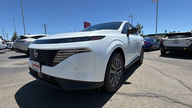 New 2026 White Nissan SL image 9
