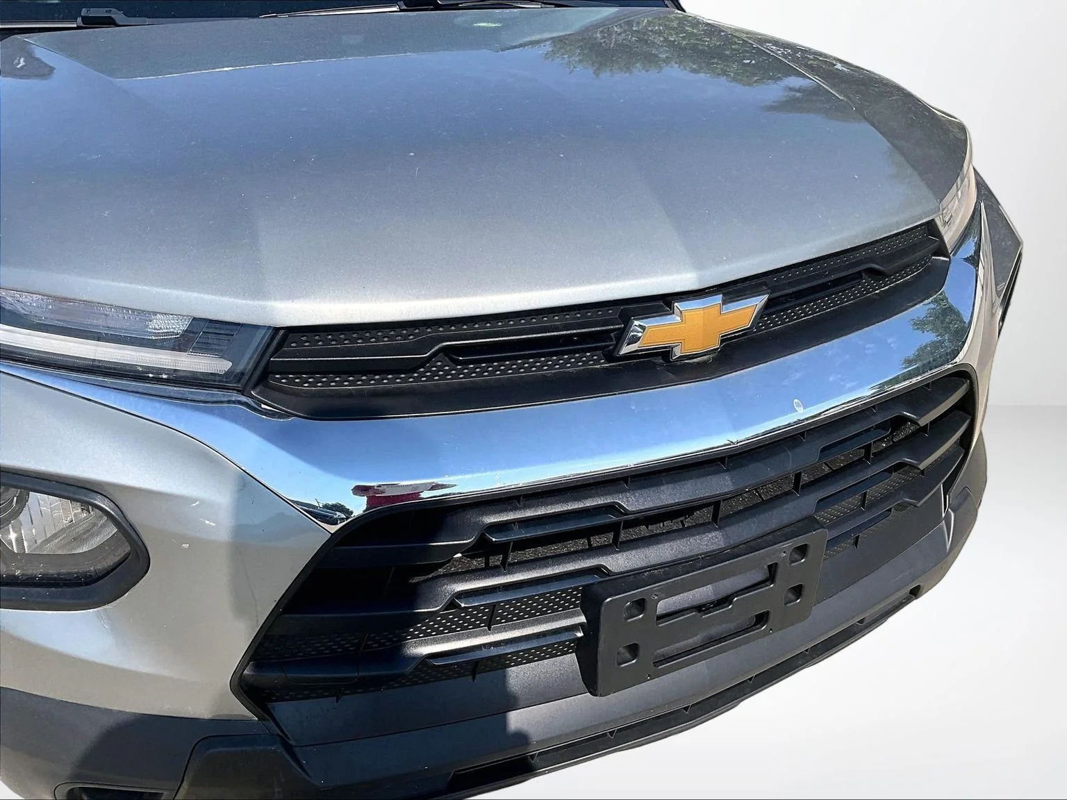 Used 2023 Gray Chevrolet LS image 28