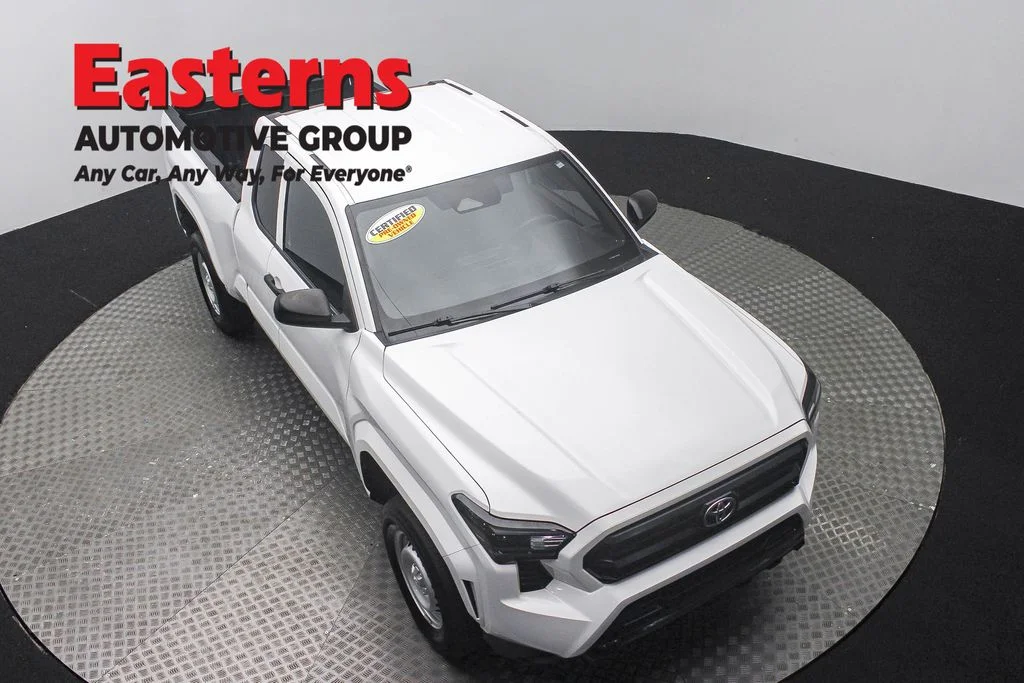 Used 2025 White Toyota SR image 3