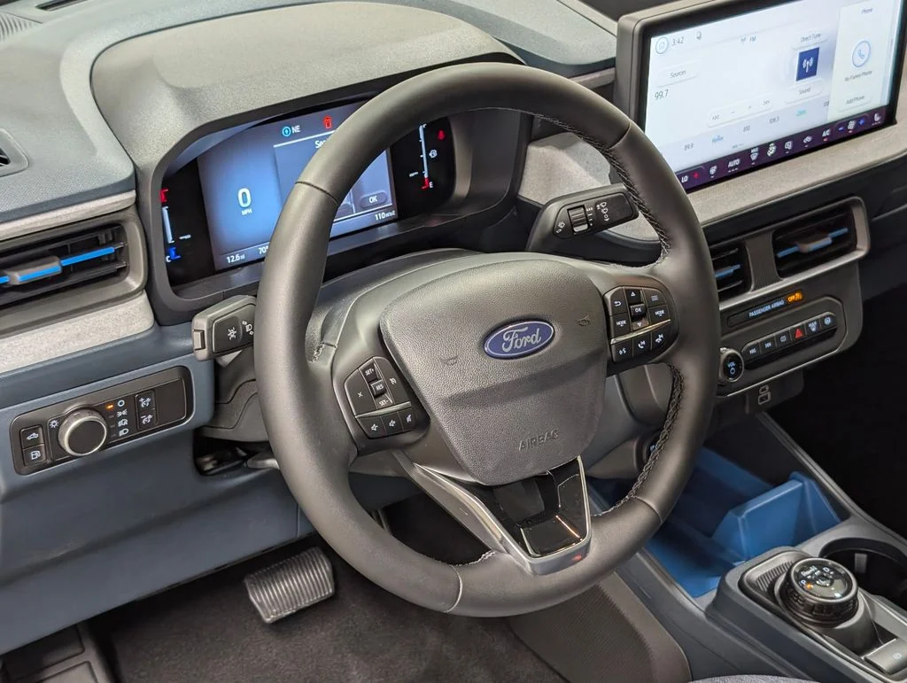 New 2026 Carbonized Gray Metallic Ford XLT image 9
