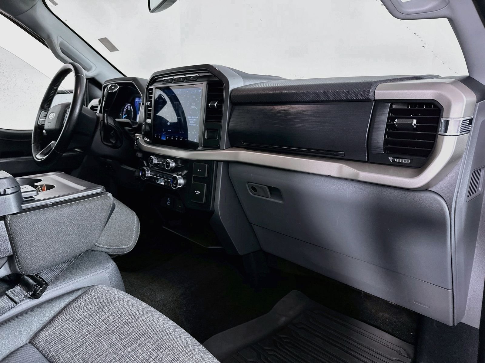 Used 2021 Gray Metallic Ford XLT image 28