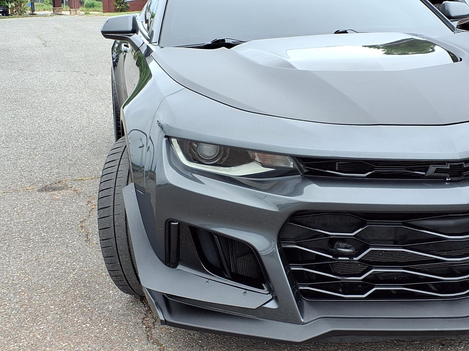 Used 2017 Nightfall Gray Metallic Chevrolet ZL1 image 14