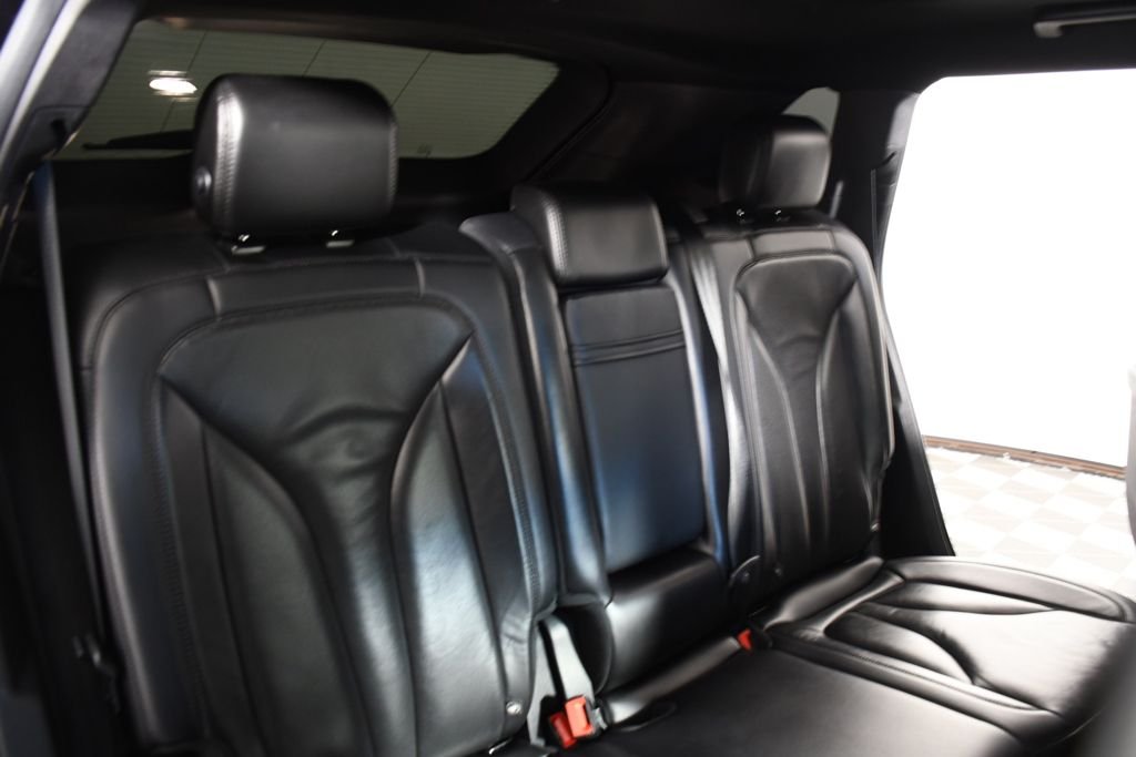 Used 2020 Infinite Black Lincoln Reserve image 23