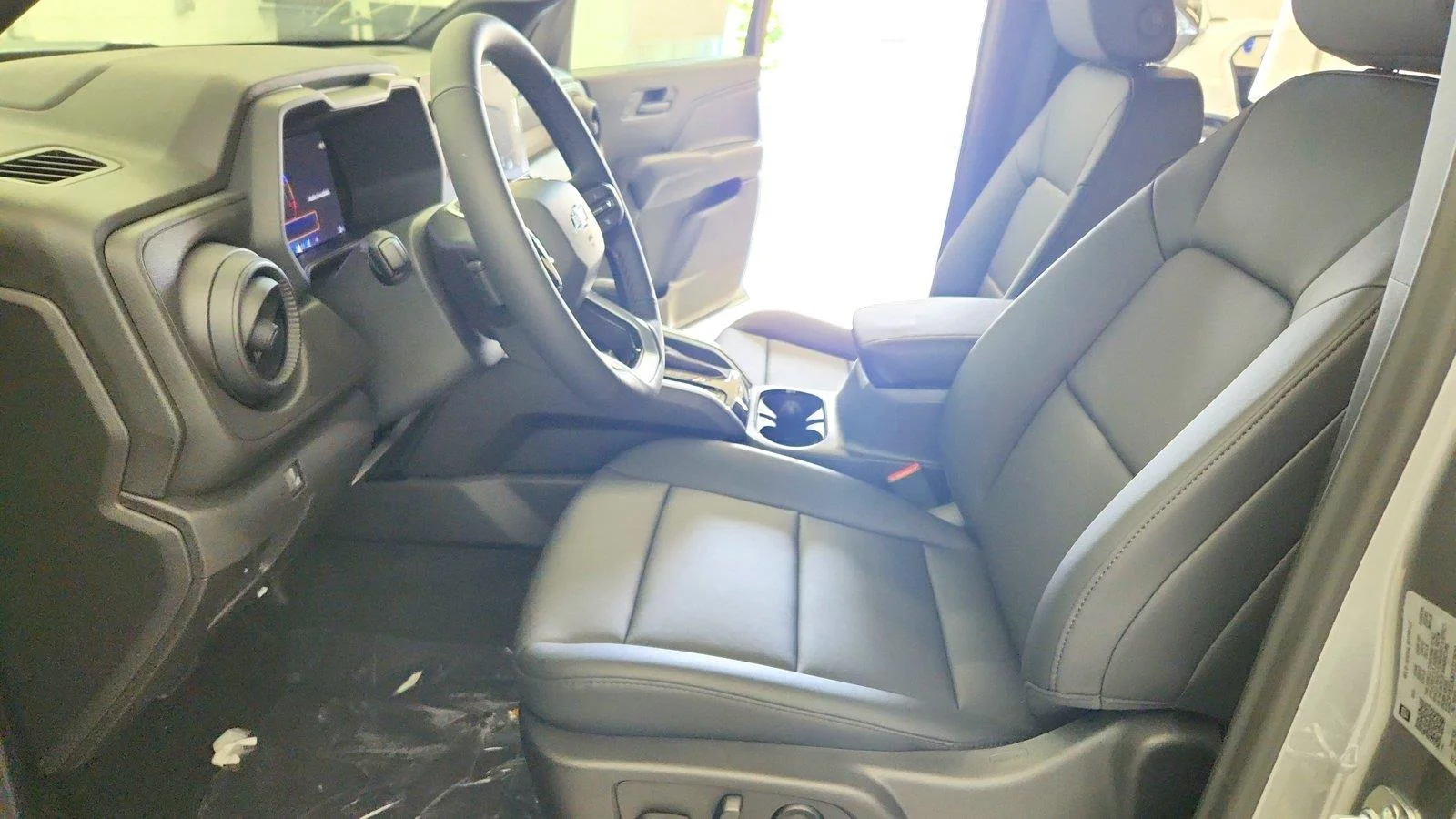 2026 Chevrolet Colorado Trail Boss - Photo 24